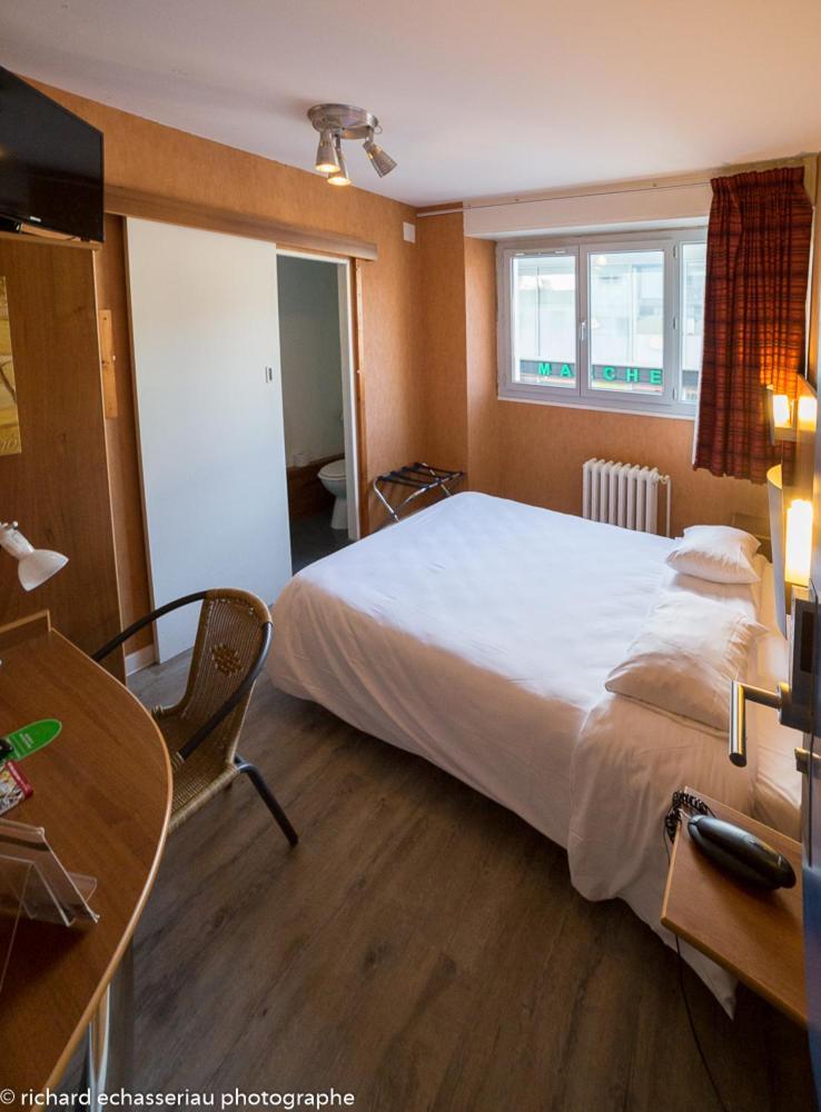 Hotel De La Vendee La Roche-sur-Yon Kültér fotó